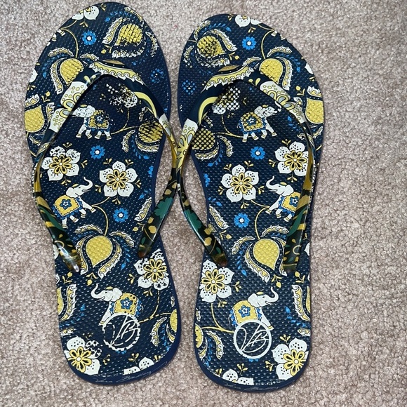 Vera Bradley Elephant Navy Blue Printed Flip Flops - Picture 3 of 6